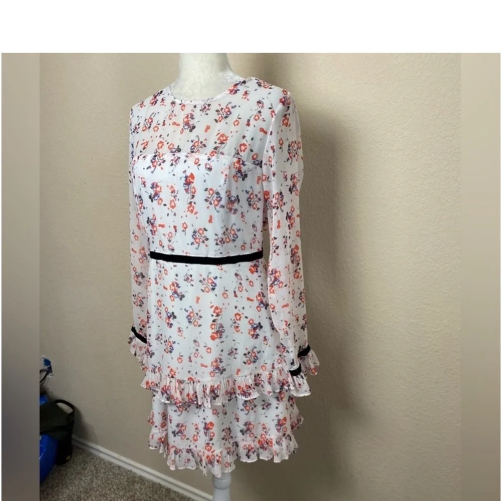 Lulus Floral to See White Floral Print Long Sleeve Mini Dress Size Medium - Picture 13 of 13